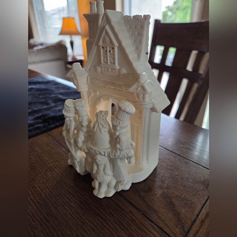 PartyLite Bakery Carolers Tea Light Holder Beautiful White Bisque - Picture 2 of 11
